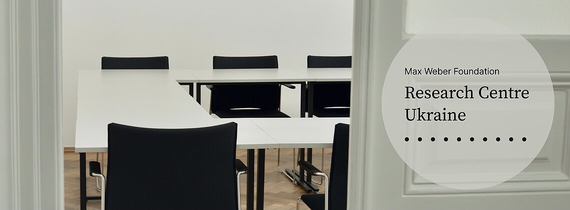 Look into the office: desk and chairs